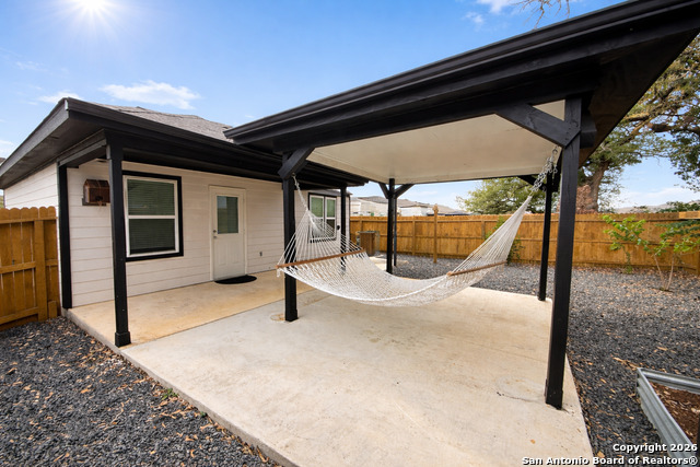 Image 14 of 22 For 7325 Yucca Pl