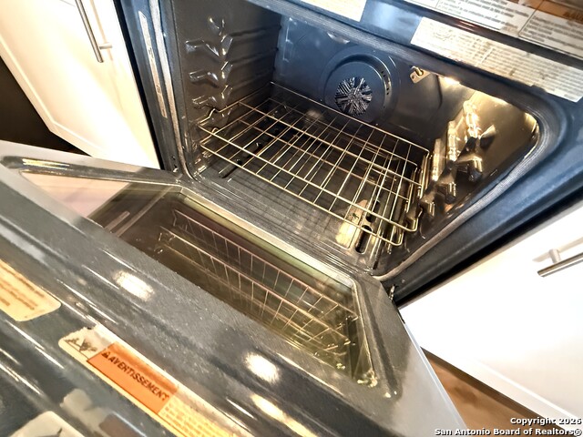 Image 18 of 22 For 7325 Yucca Pl