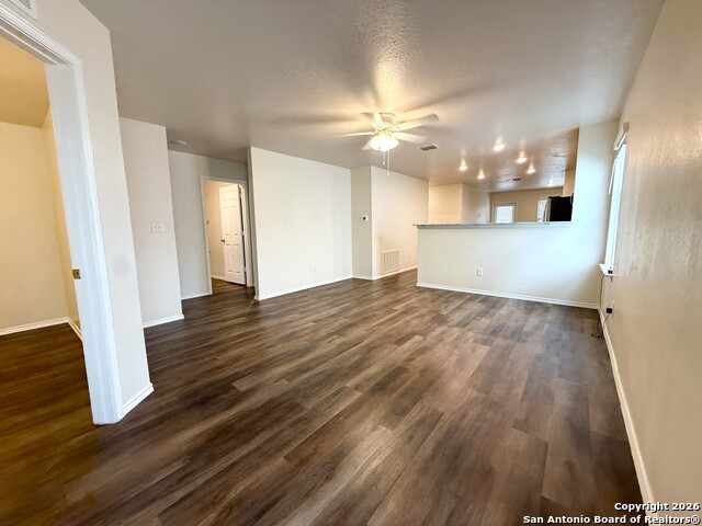 Image 3 of 22 For 7325 Yucca Pl