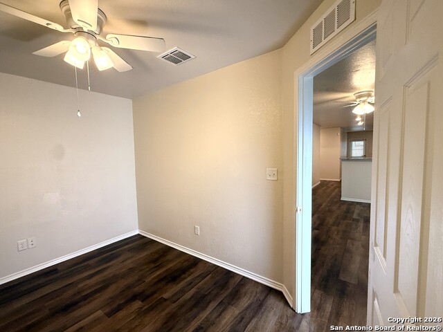 Image 6 of 22 For 7325 Yucca Pl