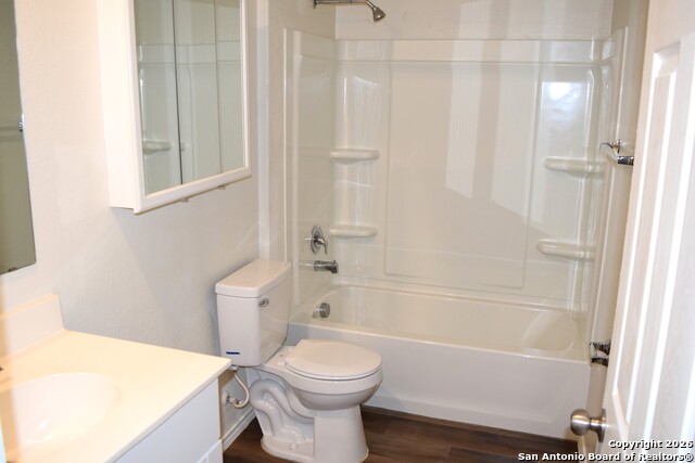 Image 8 of 22 For 7325 Yucca Pl