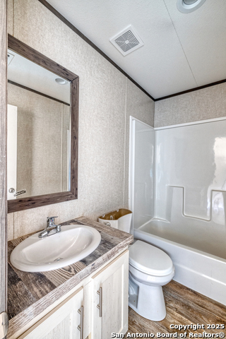 Image 17 of 28 For 138 Senisa Drive