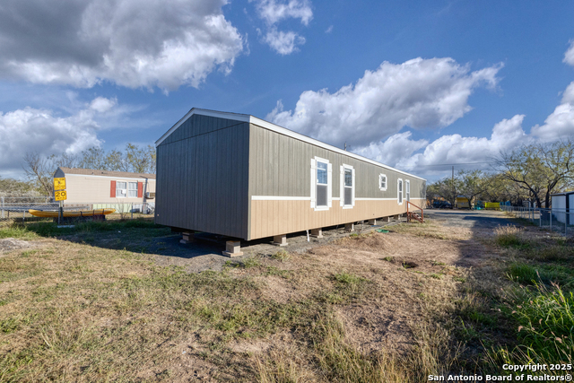 Image 4 of 28 For 138 Senisa Drive