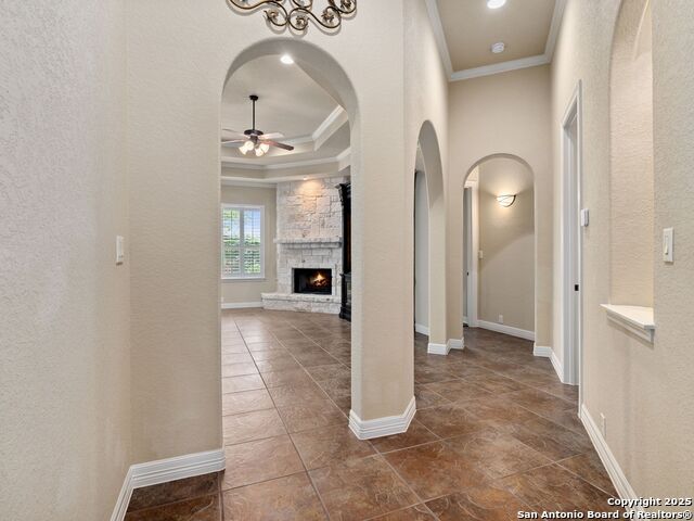 Image 15 of 36 For 16026 Huebner Bluff