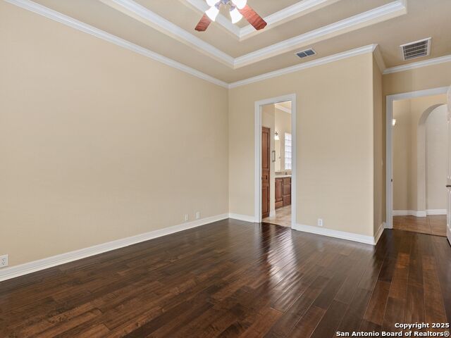 Image 27 of 36 For 16026 Huebner Bluff