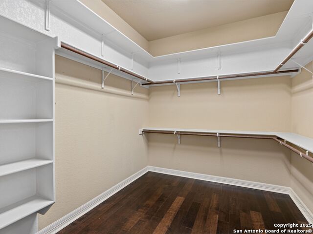 Image 31 of 36 For 16026 Huebner Bluff