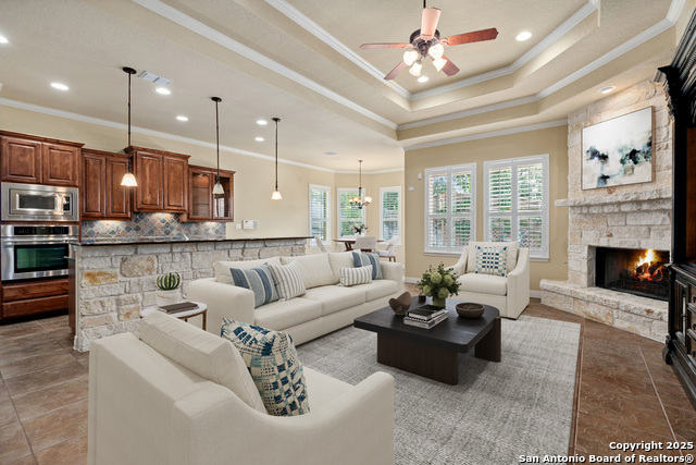 Image 8 of 36 For 16026 Huebner Bluff