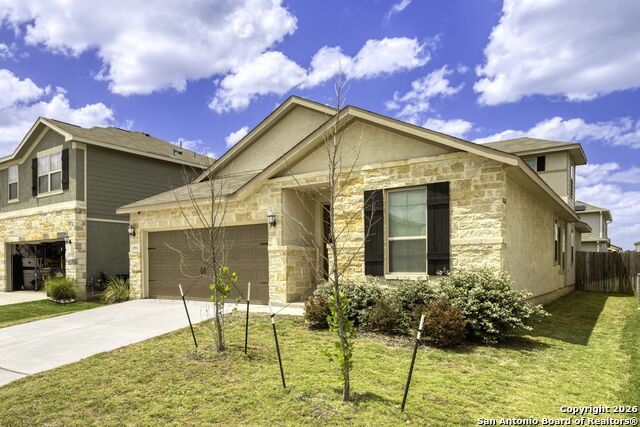 Image 2 of 30 For 12933 Lilly  