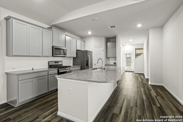 Image 29 of 30 For 12933 Lilly  