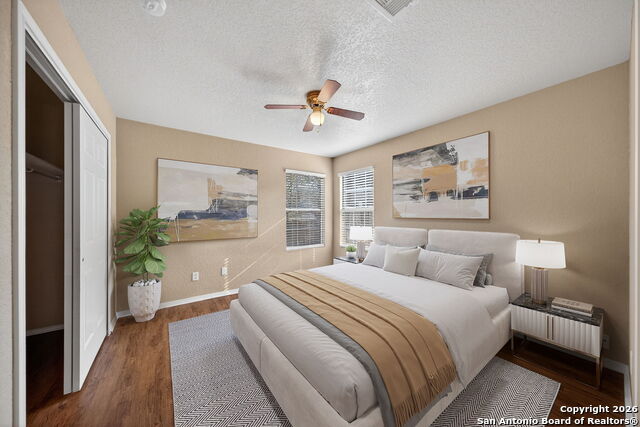 Listing photo id 13 for 10011 Southern Sun