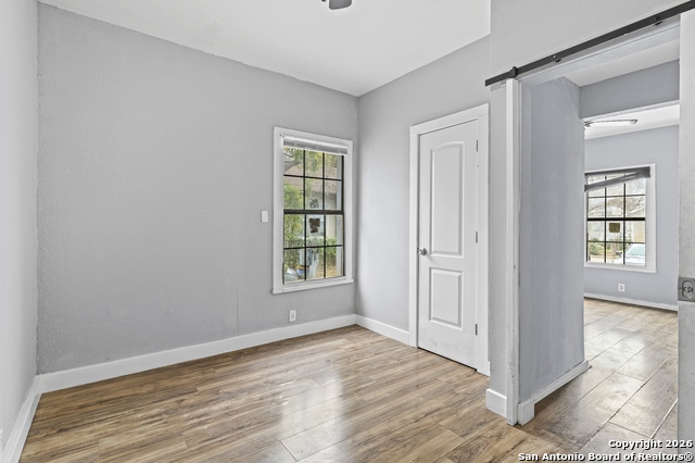 Image 16 of 21 For 143 Tremlett