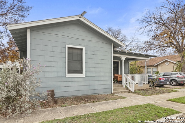 Image 6 of 21 For 143 Tremlett