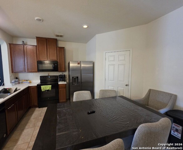 Listing photo id 9 for 8439 Fortuna