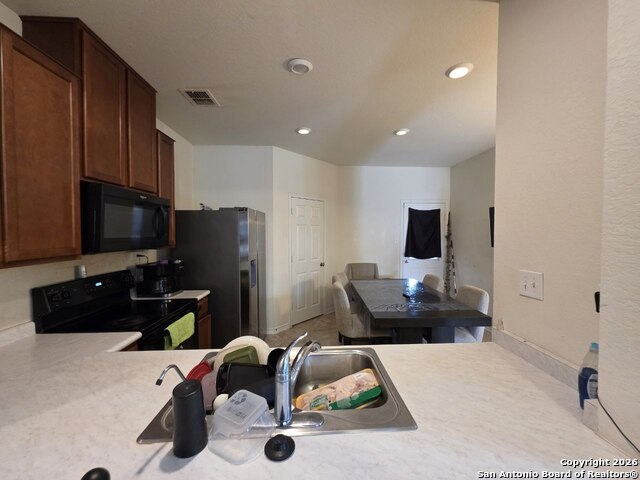 Listing photo id 10 for 8439 Fortuna