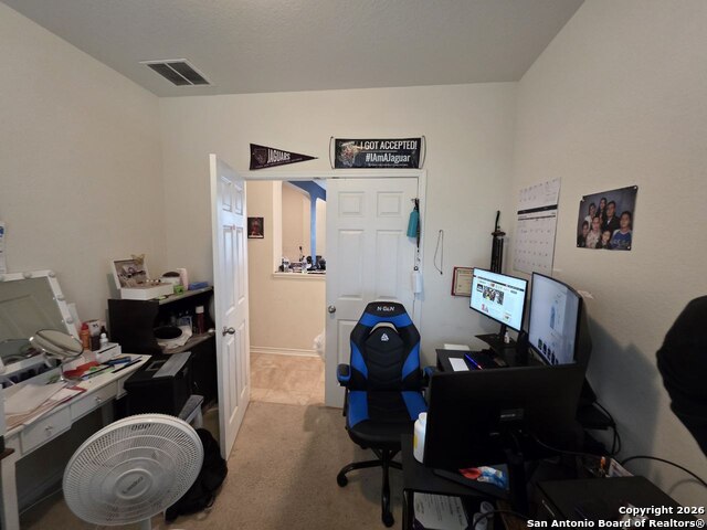 Listing photo id 19 for 8439 Fortuna