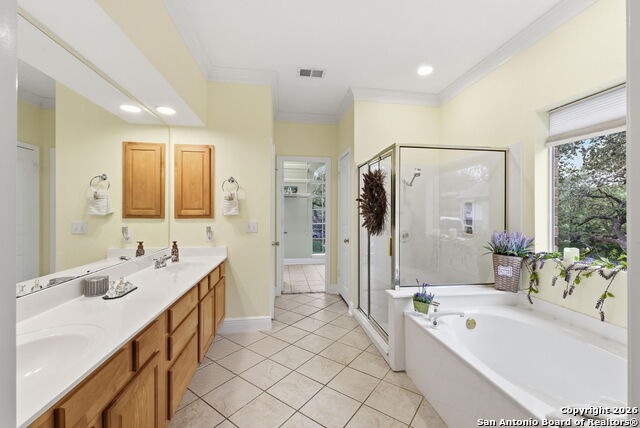 Image 22 of 74 For 8810 London Heights