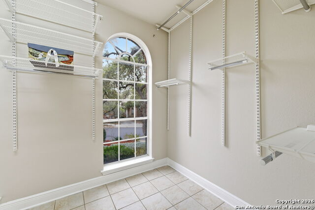 Image 29 of 74 For 8810 London Heights