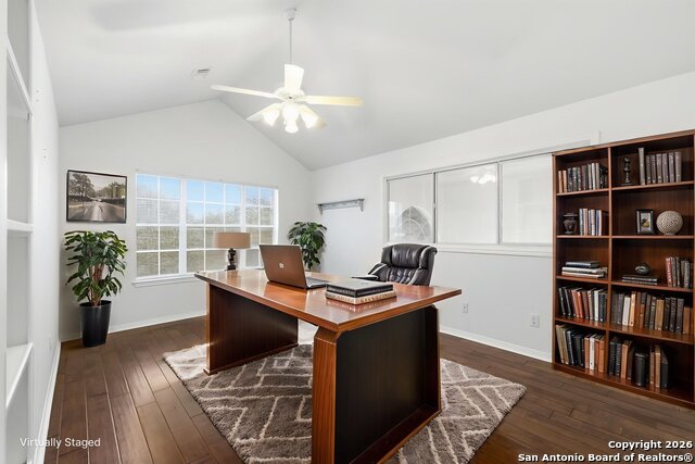 Image 32 of 74 For 8810 London Heights