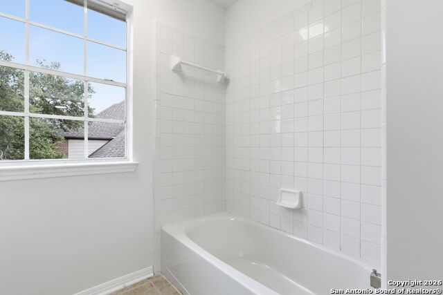 Image 45 of 74 For 8810 London Heights