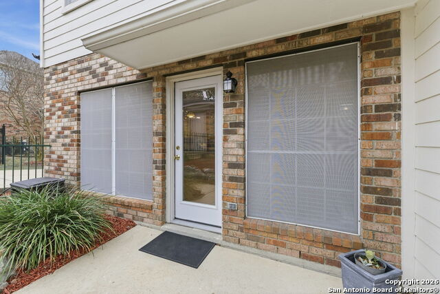 Image 61 of 74 For 8810 London Heights