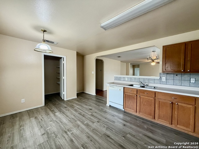 Image 6 of 17 For 7439 Carriage Pass