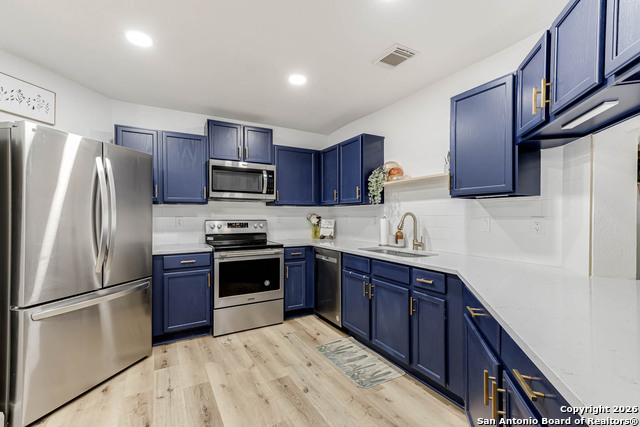 Image 18 of 36 For 7035 Valmont