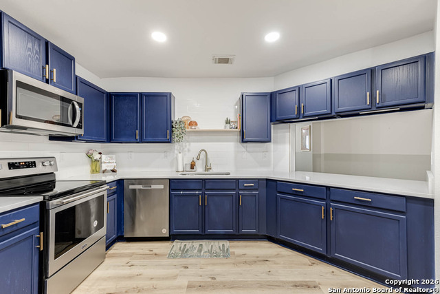 Image 19 of 36 For 7035 Valmont