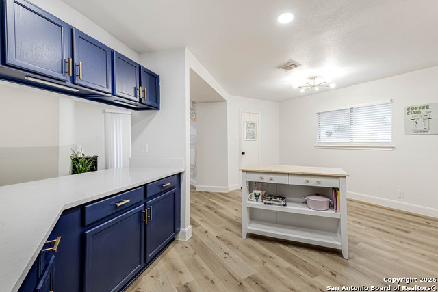 Image 20 of 36 For 7035 Valmont