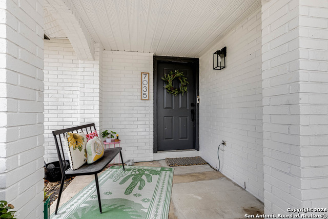 Image 3 of 36 For 7035 Valmont