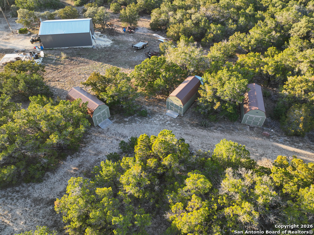 Details for 100 County Road 242, Hondo, TX 78861