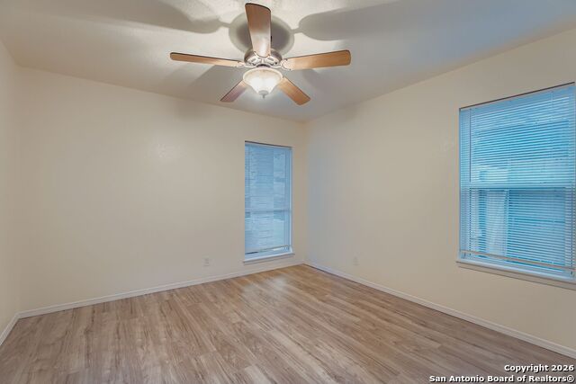 Image 17 of 21 For 4814 Fairford