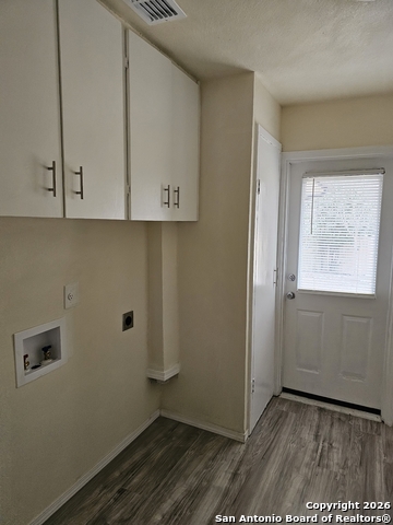 Image 9 of 21 For 4814 Fairford