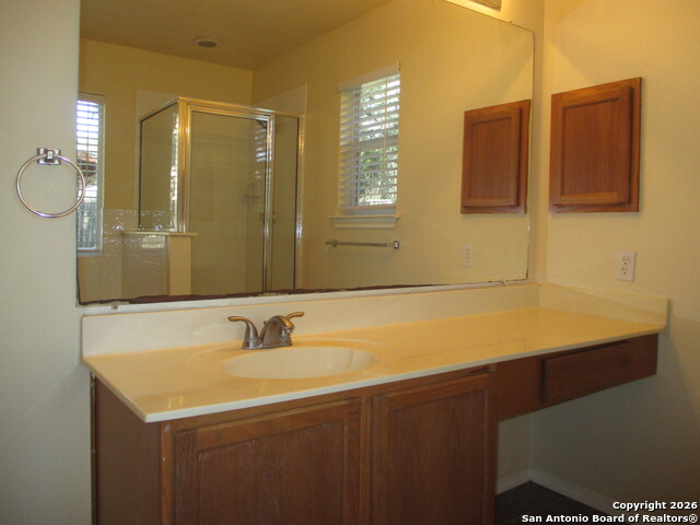 Image 16 of 21 For 20623 Gathering Oak