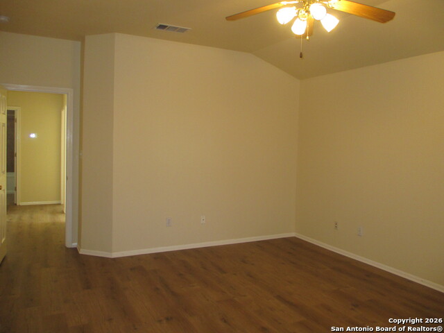 Image 17 of 21 For 20623 Gathering Oak