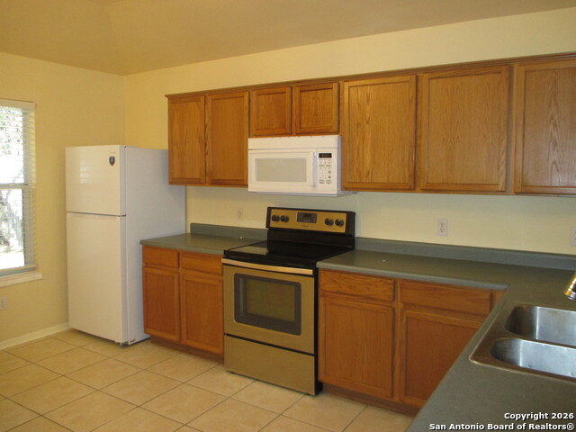 Image 9 of 21 For 20623 Gathering Oak