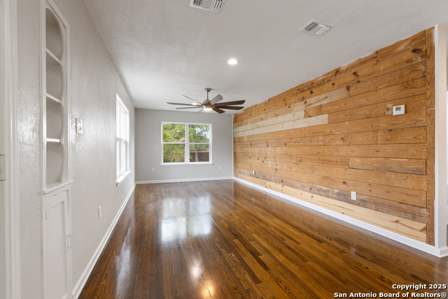 Image 2 of 14 For 2020 Fresno  