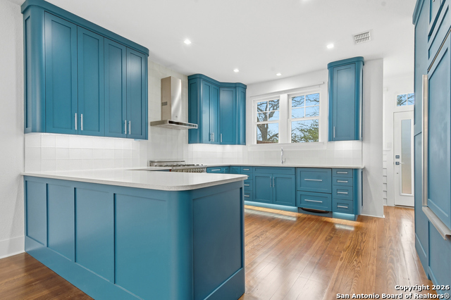 Image 12 of 63 For 524 Getty N