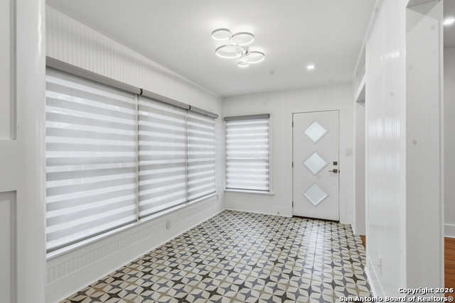 Image 15 of 63 For 524 Getty N