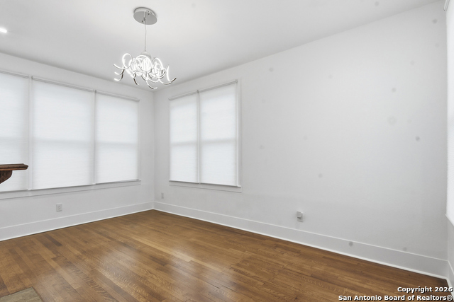 Image 21 of 63 For 524 Getty N