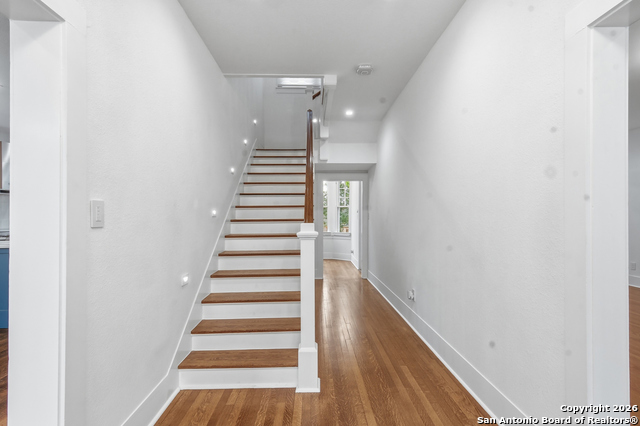 Image 22 of 63 For 524 Getty N