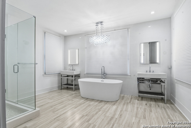 Image 34 of 63 For 524 Getty N