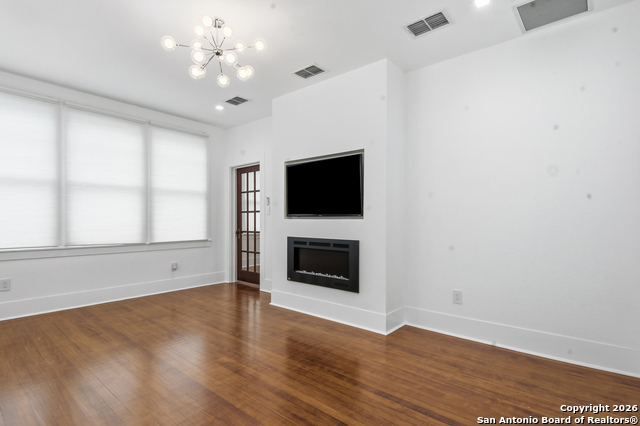 Image 39 of 63 For 524 Getty N