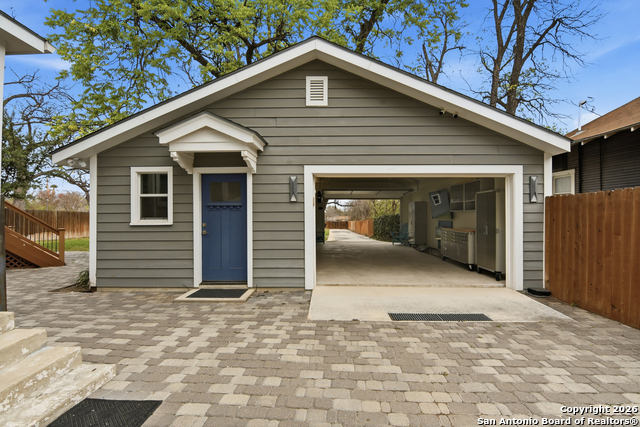 Image 52 of 63 For 524 Getty N