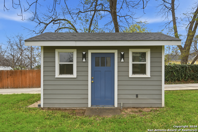 Image 59 of 63 For 524 Getty N