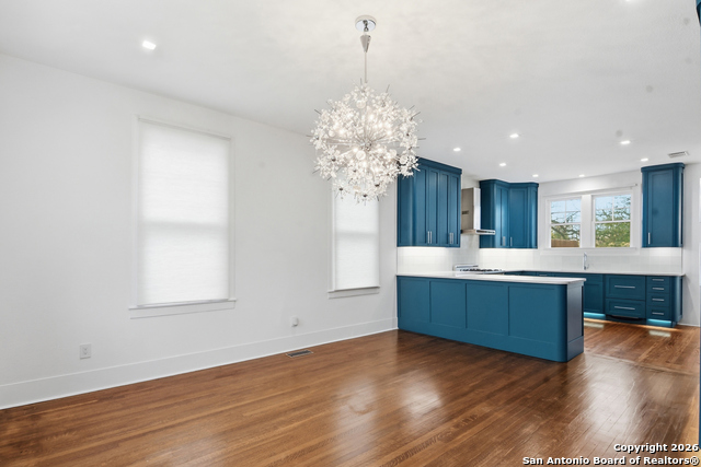 Image 8 of 63 For 524 Getty N