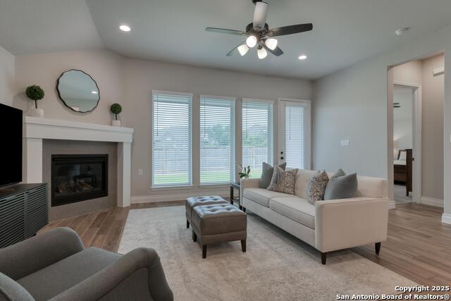 Image 16 of 49 For 4354 Amen Corner