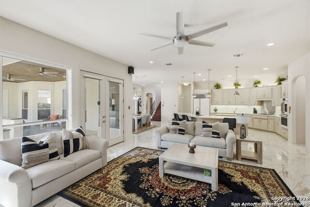 Image 13 of 42 For 9610 Trophy Oaks