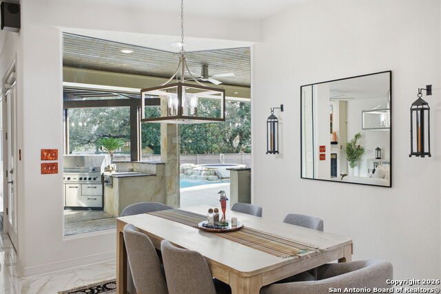 Image 17 of 42 For 9610 Trophy Oaks