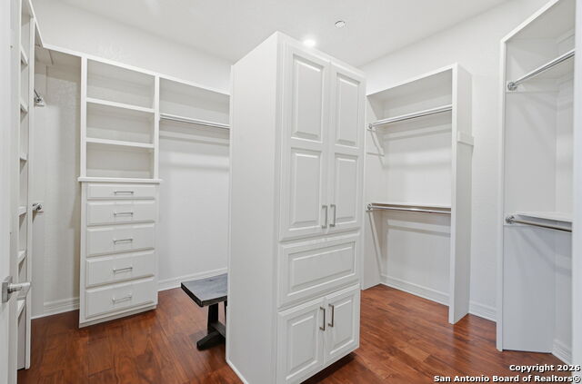 Image 29 of 42 For 9610 Trophy Oaks