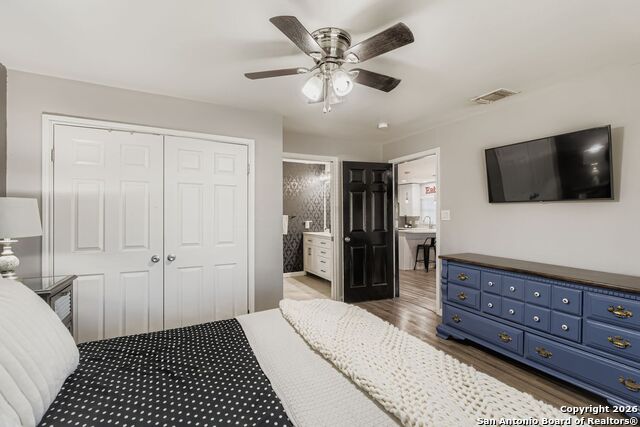 Image 15 of 27 For 2414 Arbor  